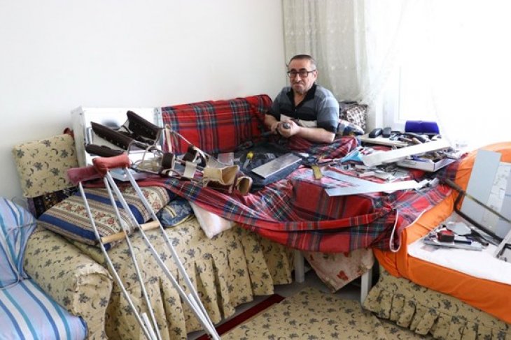 Engelli alüminyum ustası, döner ocakları yaparak hayata tutundu